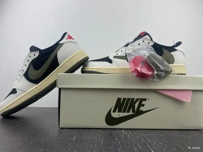 Reps TBK Travis Air OG DZ4137-106 x 1 Olive WMNS Low Scott Jordan 0606